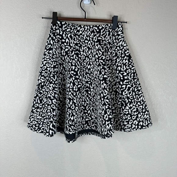 Nicholas Women's Leopard Print A-Line Mini Skirt Black/White Size 0 - Picture 1 of 13